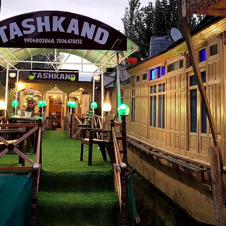 Tashkand Houseboat Srīnagar Eksteriør bilde